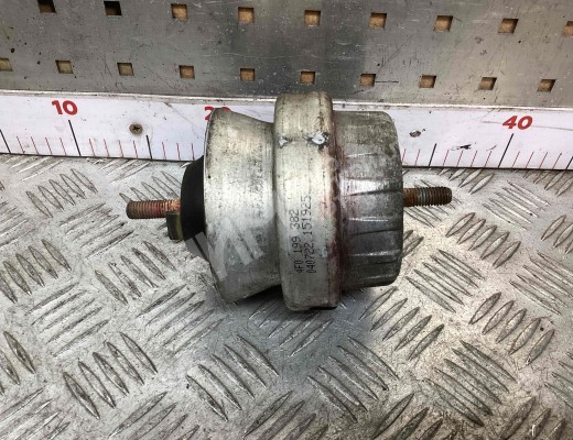 Подушка крепления двигателя Audi A6 C6 (4F) 2004-2008  Audi A6 A6 C6 (4F) 2004-2008