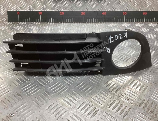 Рамка фары противотуманной правой  Audi A6 C5 (4B) 2001-2004 рестайлинг