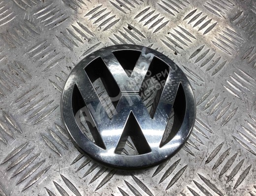 Эмблема Volkswagen Passat B5+ (3B) 2000-2005 рестайлинг  Volkswagen Passat Passat B5+ (3B) 2000-2005 рестайлинг