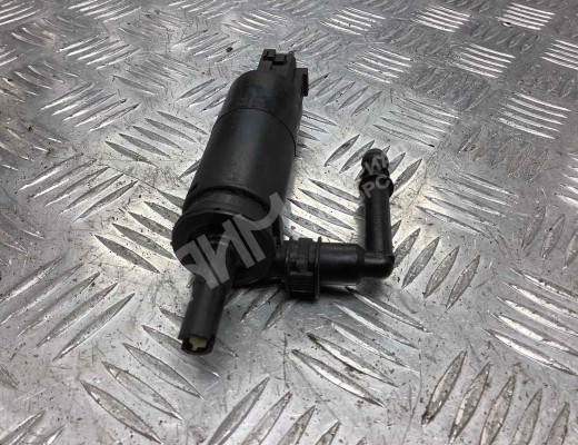 Насос (моторчик) омывателя стекла Volkswagen Touran I (1T) 2003-2006  Volkswagen Touran Touran I (1T) 2003-2006