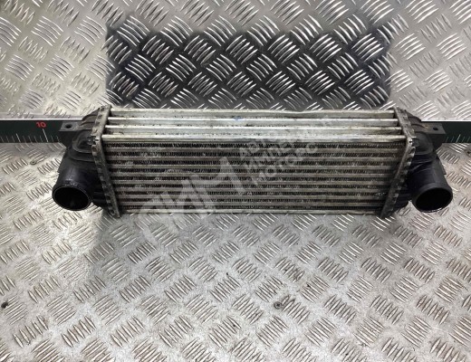Интеркулер  Ford Transit Connect I 2002-2009