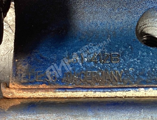 Петля двери передней правой Volkswagen Passat B5+ (3B) 2000-2005 рестайлинг  Volkswagen Passat Passat B5+ (3B) 2000-2005 рестайлинг