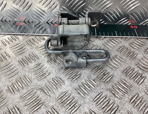 Петля двери передней правой Volkswagen Golf V (1K) 2004-2009  Volkswagen Golf Golf V (1K) 2004-2009