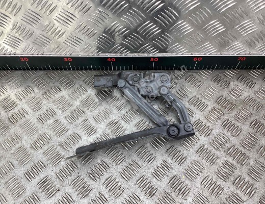 Петля капота левая Opel Astra J 2009-2015  Opel Astra Astra J 2009-2015