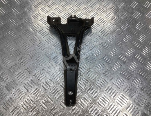 Кронштейн Volkswagen Golf IV (1J) 1997-2004  Volkswagen Golf Golf IV (1J) 1997-2004