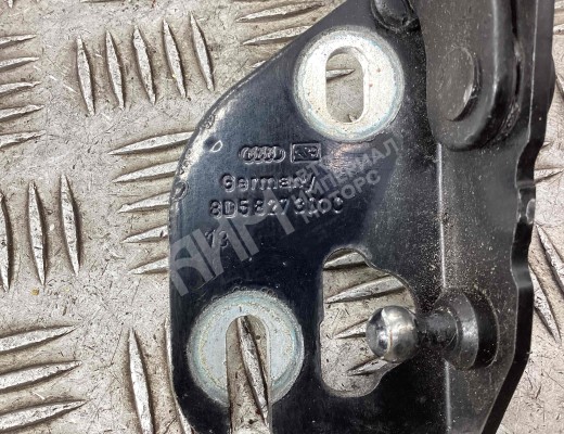 Петля крышки багажника Audi A4 B5 (8D) 1994-1999  Audi A4 A4 B5 (8D) 1994-1999