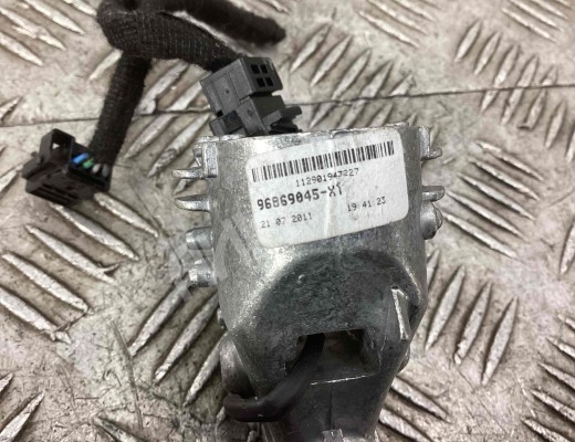 Зеркало салона Peugeot 5008 I (T8) 2009-2013  Peugeot 5008 5008 I (T8) 2009-2013