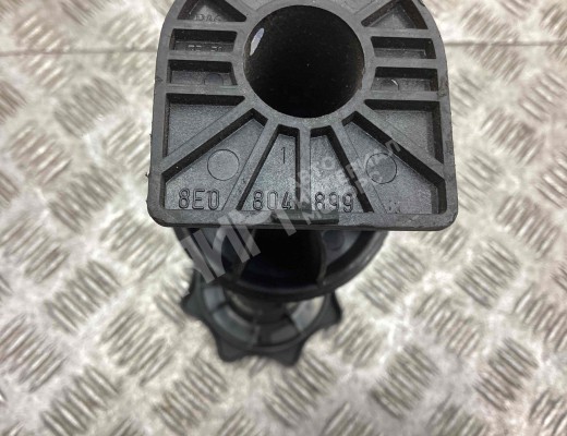 Крепление запаски Audi A4 B7 (8EC, 8ED) 2004-2008  Audi A4 A4 B7 (8EC, 8ED) 2004-2008
