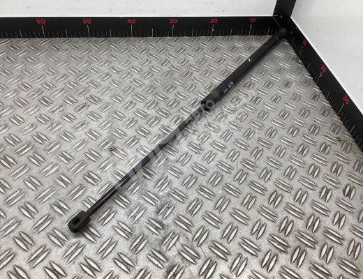 Амортизатор капота Scania R-Series 2004-2016  Scania R-series R-Series 2004-2016