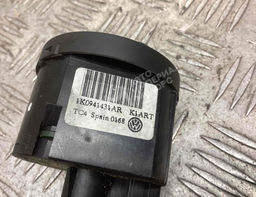 Переключатель света Volkswagen Golf+ V (5M) 2005-2014  Volkswagen Golf Plus Golf+ V (5M) 2005-2014