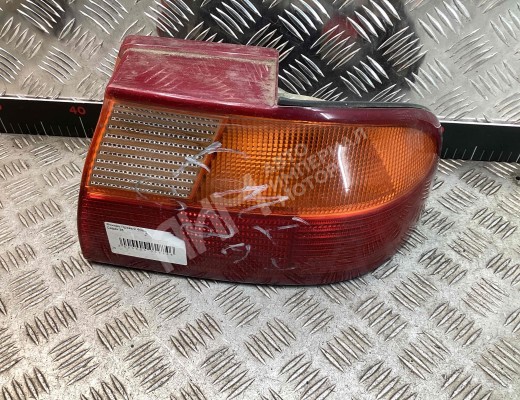 Фонарь задний правый  Ford Mondeo I 1993-1996