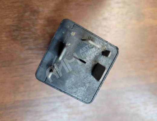 Реле (прочие) Volkswagen Passat B3 1988-1993  Volkswagen Passat Passat B3 1988-1993
