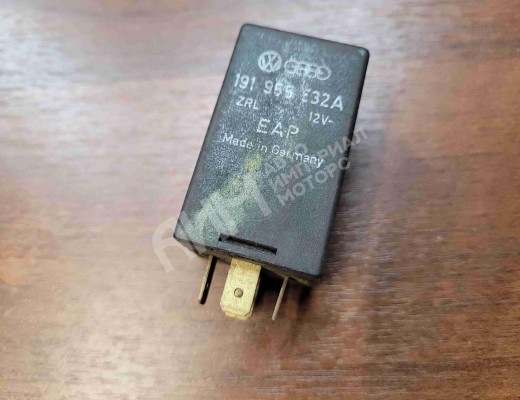 Реле (прочие) Volkswagen Passat B3 1988-1993  Volkswagen Passat Passat B3 1988-1993