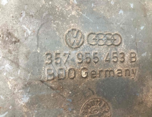 Бачок омывателя Volkswagen Passat B3 1988-1993  Volkswagen Passat Passat B3 1988-1993