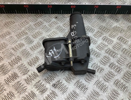 Бачок гидроусилителя Volkswagen Golf III (1H) 1991-1997  Volkswagen Golf Golf III (1H) 1991-1997