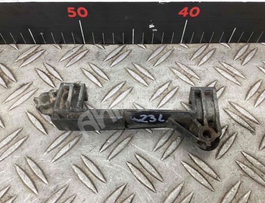 Кронштейн крепления фары противотуманной левой MAN TGA 2000-2008  MAN TGA TGA 2000-2008