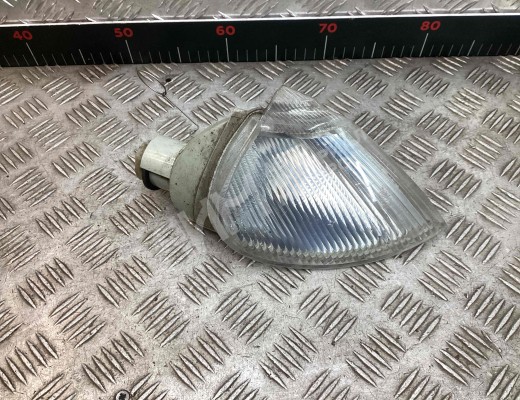 Поворотник правый Renault Laguna I (X56) 1993-2001  Renault Laguna Laguna I (X56) 1993-2001