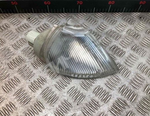 Поворотник правый Renault Laguna I (X56) 1993-2001  Renault Laguna Laguna I (X56) 1993-2001