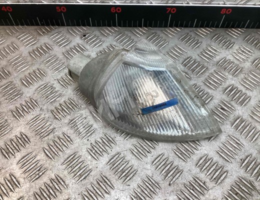 Поворотник правый Renault Laguna I (X56) 1993-2001  Renault Laguna Laguna I (X56) 1993-2001