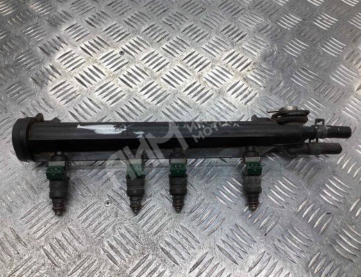 Форсунка Volkswagen Golf IV (1J) 1997-2004  Volkswagen Golf Golf IV (1J) 1997-2004