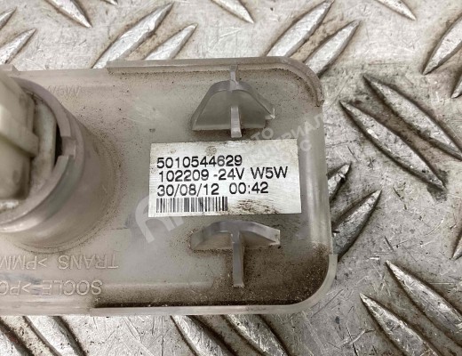 Фонарь салона (плафон) Renault Premium II 2006-2013  Renault Premium Premium II 2006-2013