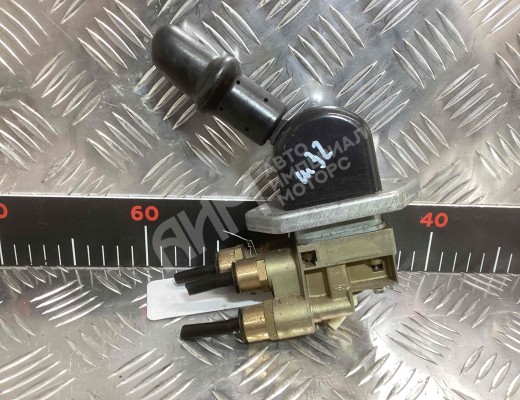 Кран ручного тормоза Renault Premium II 2006-2013  Renault Premium Premium II 2006-2013