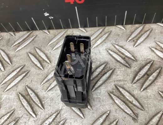 Кнопка (выключатель) Renault Premium II 2006-2013  Renault Premium Premium II 2006-2013