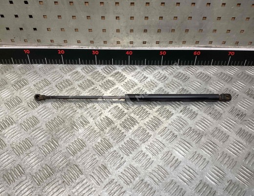 Амортизатор крышки багажника (3-5 двери) Volkswagen Golf IV (1J) 1997-2004  Volkswagen Golf Golf IV (1J) 1997-2004