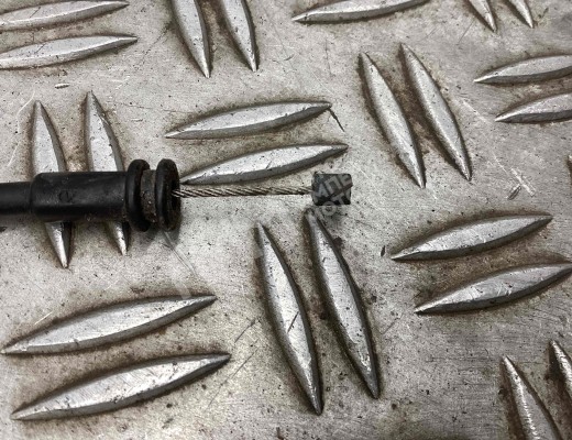 Трос капота MAN TGS I 2007-2020  MAN TGS TGS I 2007-2020