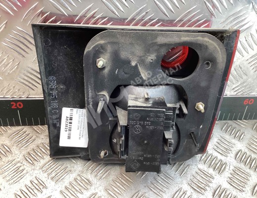 Фонарь крышки багажника правый Volkswagen Passat B4 (3A) 1993-1997  Volkswagen Passat Passat B4 (3A) 1993-1997