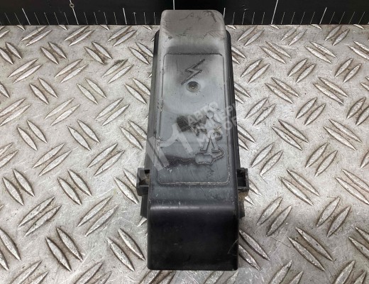 Крышка блока предохранителей Renault Midlum I 2000-2006  Renault Midlum Midlum I 2000-2006