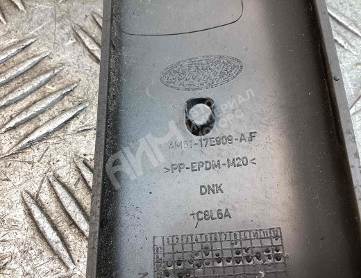 Молдинг бампера переднего Ford Focus II 2005-2008  Ford Focus Focus II 2005-2008