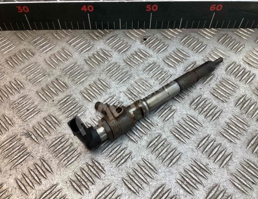 Форсунка Volkswagen Touran I (1T) 2010-2015 2-й рестайлинг  Volkswagen Touran Touran I (1T) 2010-2015 2-й рестайлинг