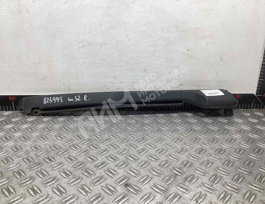 Молдинг стекла лобового Renault Premium II 2006-2013  Renault Premium Premium II 2006-2013