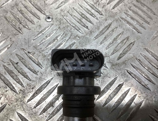 Катушка зажигания Volkswagen Golf IV (1J) 1997-2004  Volkswagen Golf Golf IV (1J) 1997-2004