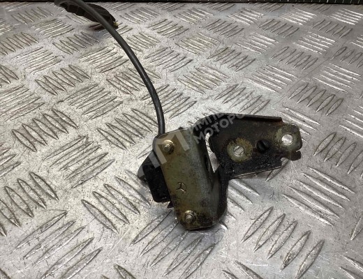 Датчик положения дроссельной заслонки Mercedes E (W124) 1985-1996  Mercedes E E (W124) 1985-1996