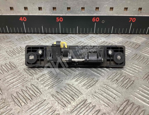 Ручка открывания багажника Kia Sorento I (JC/BL) 2002-2006  Kia Sorento Sorento I (JC/BL) 2002-2006