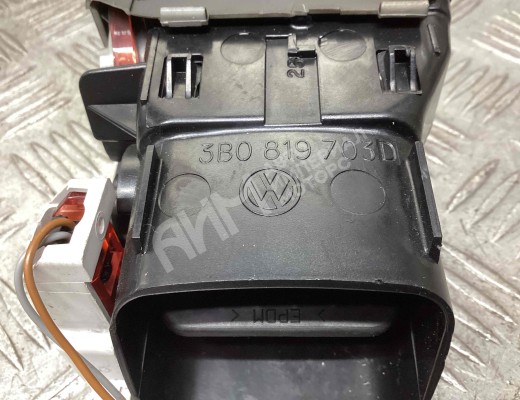 Дефлектор обдува салона Volkswagen Passat B5+ (3B) 2000-2005 рестайлинг  Volkswagen Passat Passat B5+ (3B) 2000-2005 рестайлинг