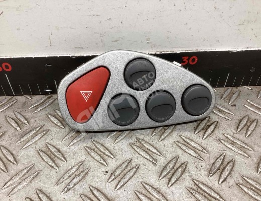 Кнопка аварийной сигнализации Iveco Eurocargo III 2008-2015  Iveco Eurocargo Eurocargo III 2008-2015