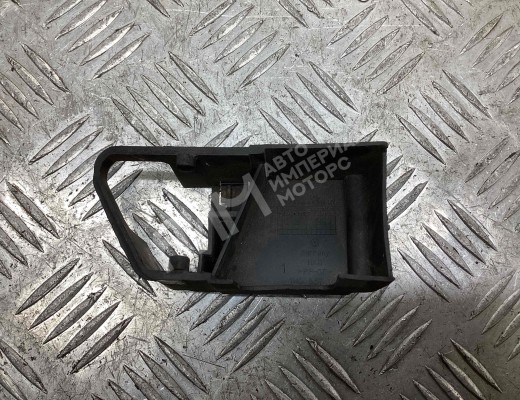Ручка внутренняя передняя правая Volkswagen Golf III (1H) 1991-1997  Volkswagen Golf Golf III (1H) 1991-1997