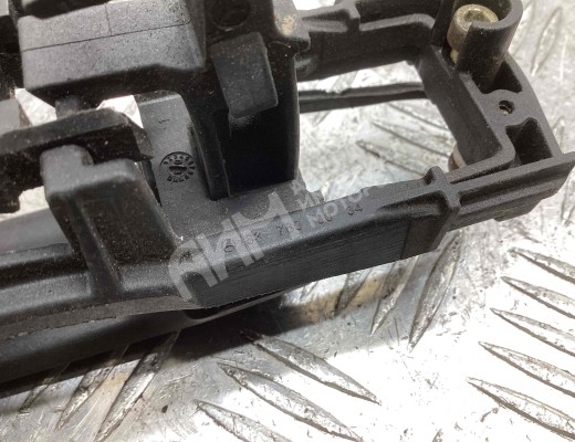 Ручка наружная передняя левая Mercedes ML (W163) 2001-2005 рестайлинг  Mercedes ML ML (W163) 2001-2005 рестайлинг
