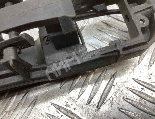 Ручка наружная задняя левая Mercedes ML (W163) 2001-2005 рестайлинг  Mercedes ML ML (W163) 2001-2005 рестайлинг