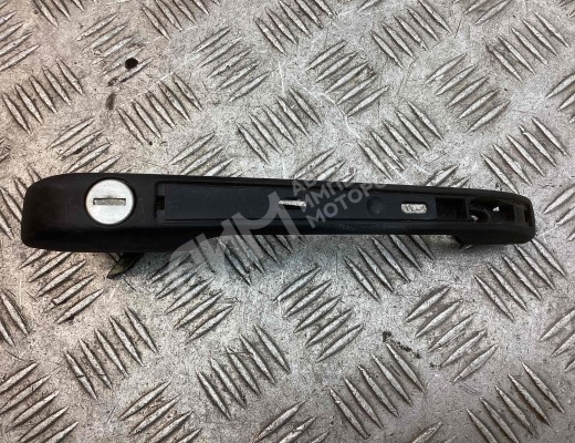 Ручка наружная передняя правая Volkswagen Golf II 1983-1992  Volkswagen Golf Golf II 1983-1992