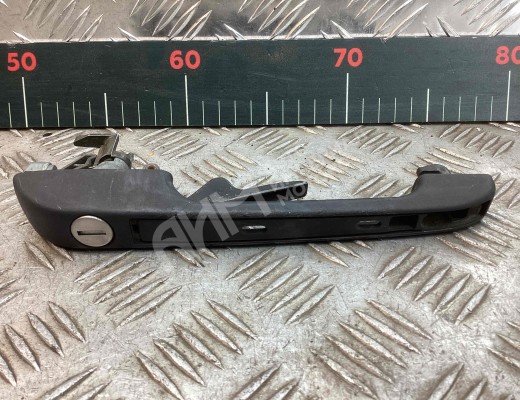 Ручка наружная передняя правая Volkswagen Golf II 1983-1992  Volkswagen Golf Golf II 1983-1992