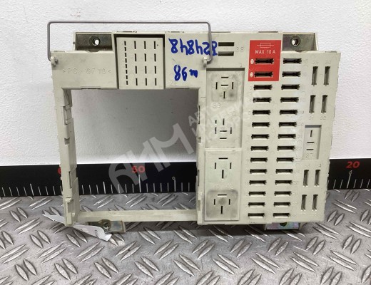 Блок предохранителей MAN TGA 2000-2008  MAN TGA TGA 2000-2008