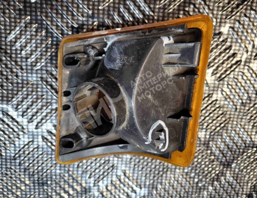 Поворотник левый Volkswagen Transporter T3 1980-1992  Volkswagen Transporter Transporter T3 1980-1992