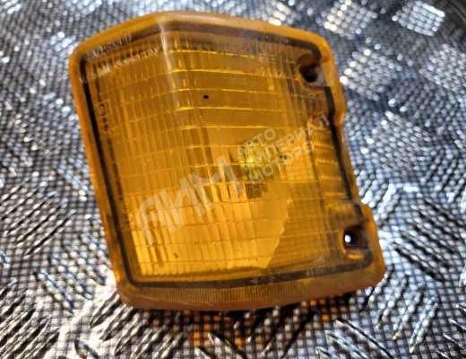 Поворотник левый  Volkswagen Transporter T3 1980-1992
