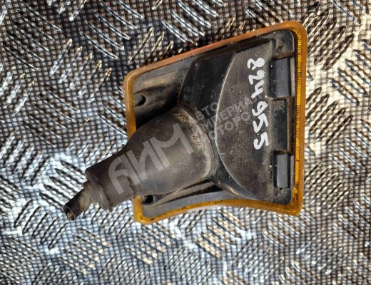 Поворотник левый Volkswagen Transporter T3 1980-1992  Volkswagen Transporter Transporter T3 1980-1992