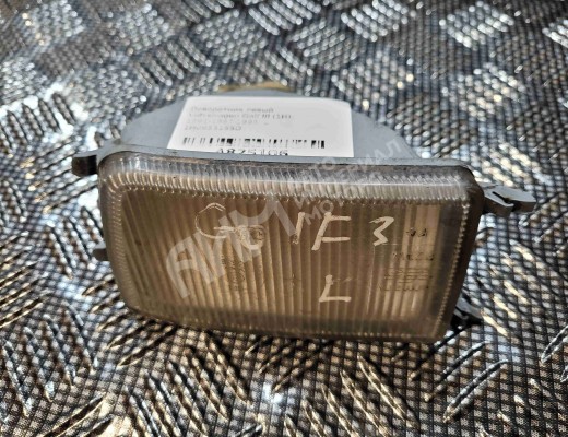 Повторитель передний левый Volkswagen Golf III (1H) 1991-1997  Volkswagen Golf Golf III (1H) 1991-1997