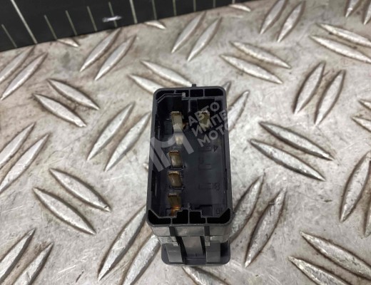 Кнопка (выключатель) Renault Premium II 2006-2013  Renault Premium Premium II 2006-2013